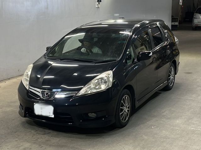 147 Honda Fit shuttle GG7 2013 г. (KCAA Fukuoka)